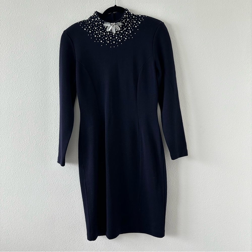 OUTLANDER Pearl & Jewel Trim Knit Dress Sz M Navy V-Back Long Sleeve